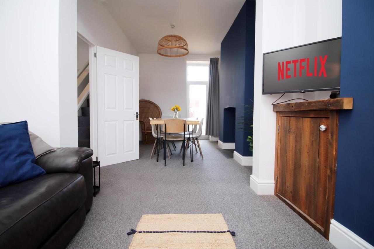 Casa vacanze - 3 Bedroom - Free Parking - Walk To Shopping Town Centre And Castle