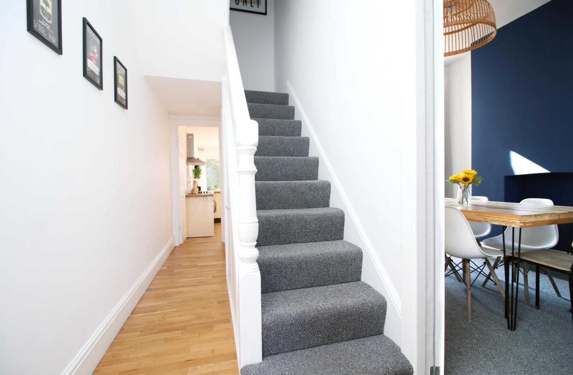 Casa vacanze - 3 Bedroom - Free Parking - Walk To Shopping Town Centre And Castle Cardiff